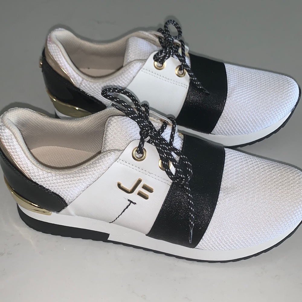 Jorge Bischoff Sneakers ! Size 10